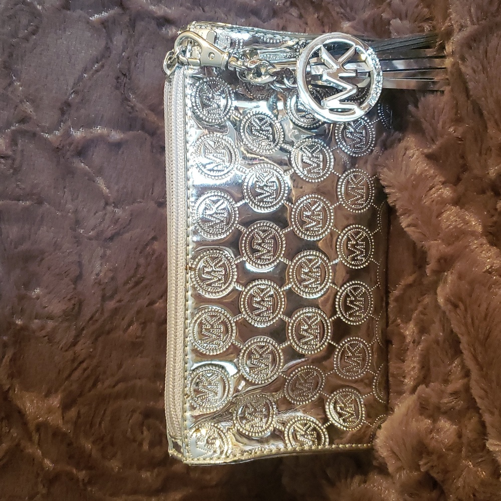 Michael Kors cosmetic bag